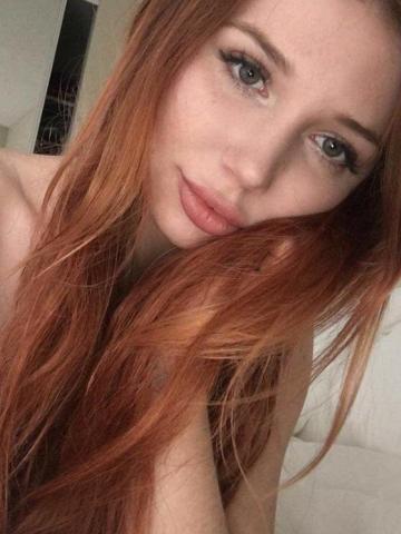 Николь Студентка Спутница